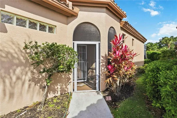 $419,000 | 4021 Jardin Lane, Sarasota, FL 34238