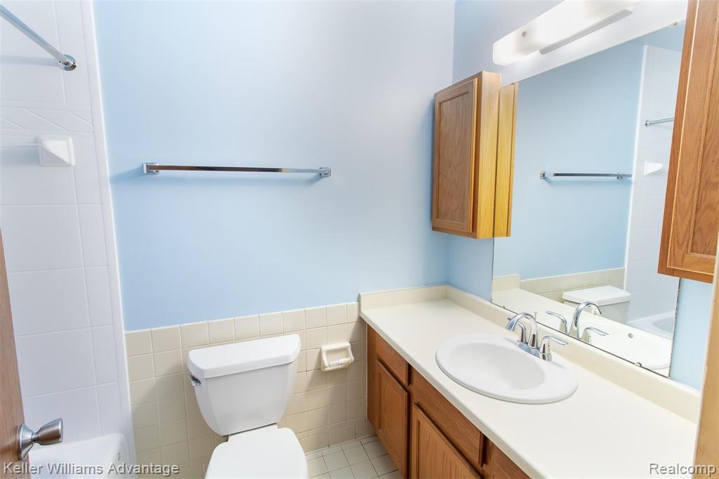 470 Baldwin Avenue, Unit 33 Rochester, MI 48307 - Photo 17 of 24