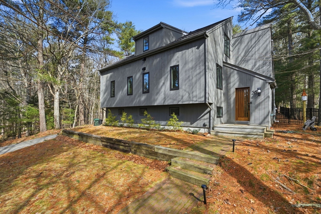 29 Shepherd's Path Marshfield, MA 02050 - Photo 1 of 42