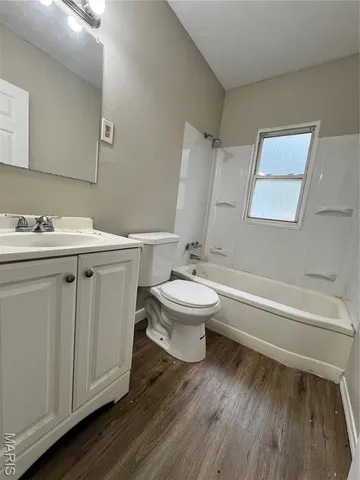 $1,050 | 5637 Hamilton Avenue, St. Louis, MO 63136