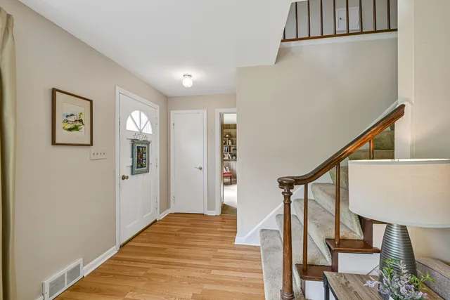 $319,900 | 10560 West Grantosa Drive, Wauwatosa, WI 53222