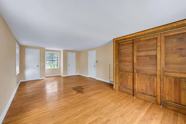 $319,900 | 10560 West Grantosa Drive, Wauwatosa, WI 53222