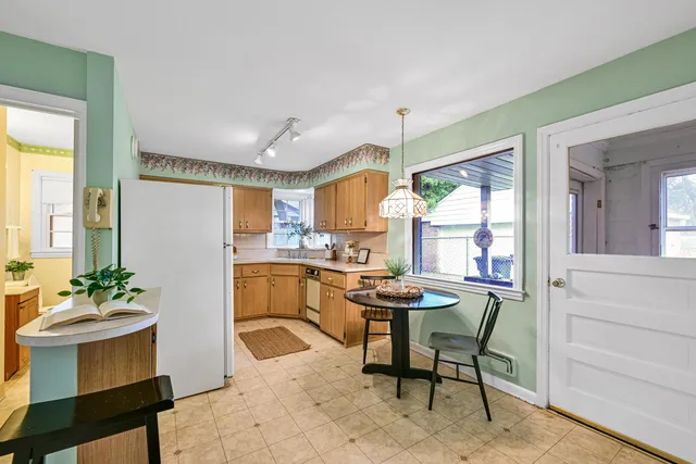 $319,900 | 10560 West Grantosa Drive, Wauwatosa, WI 53222