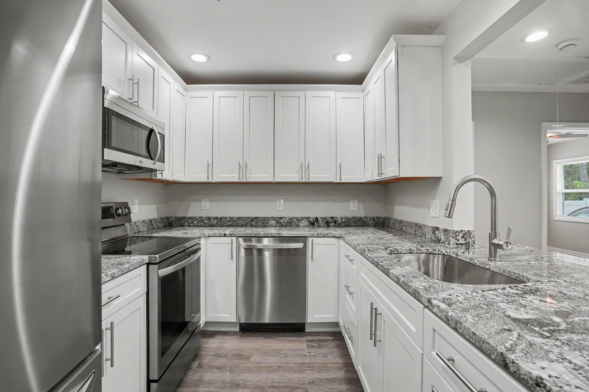 206 Maple Street Myrtle Beach, SC 29577 - Photo 12 of 30