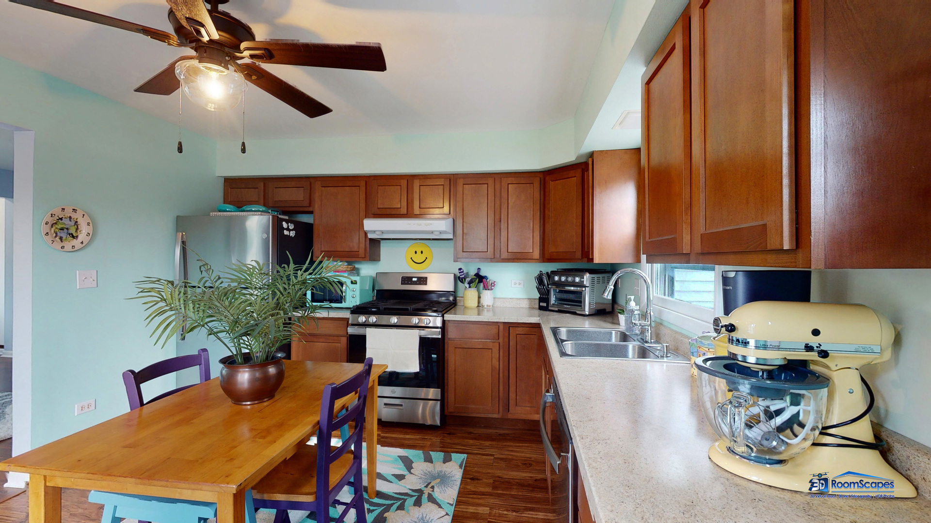 93 Bay Road Fox Lake, IL 60020 - Photo 8 of 27