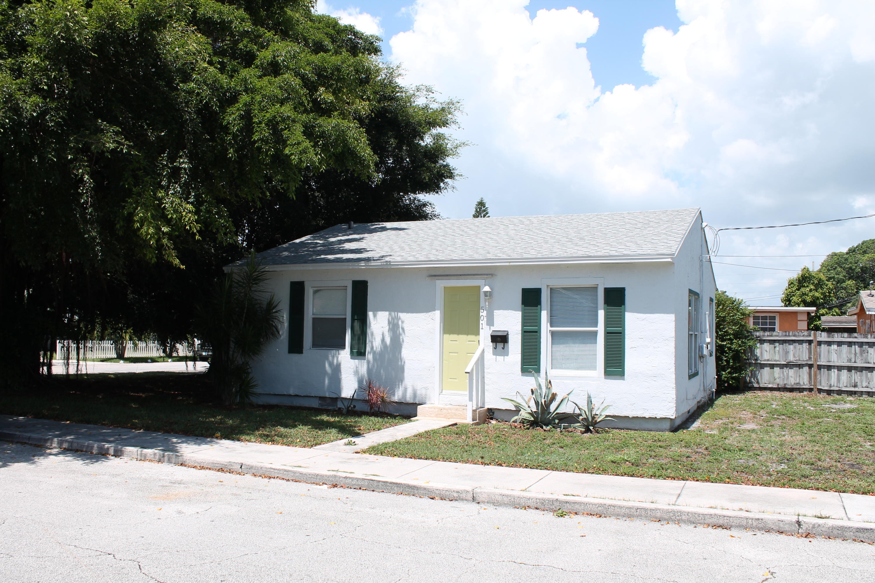 501 Valley Forge Road West Palm Beach, FL 33405 - Photo 1 of 1 IMG_7457