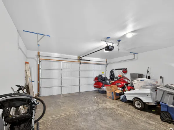 a view of a garage