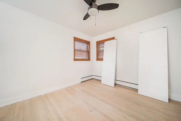 $1,700 | 5201 West Wellington Avenue, Unit 2E, Chicago, IL 60641