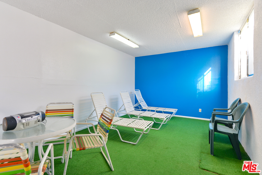 8163 Redlands Street, Unit 1 Playa del Rey, CA 90293 - Photo 23 of 28