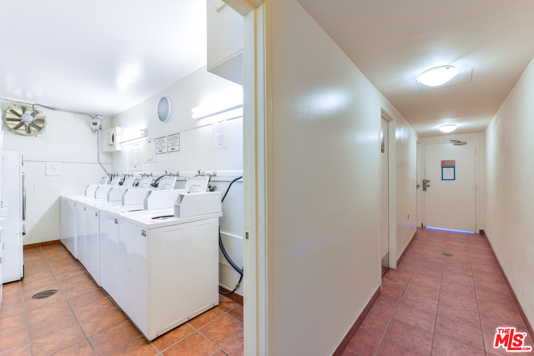 8163 Redlands Street, Unit 1 Playa del Rey, CA 90293 - Photo 24 of 28