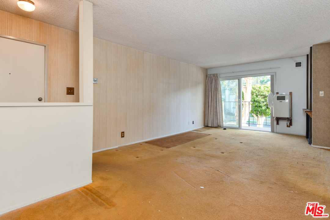 8163 Redlands Street, Unit 1 Playa del Rey, CA 90293 - Photo 4 of 28
