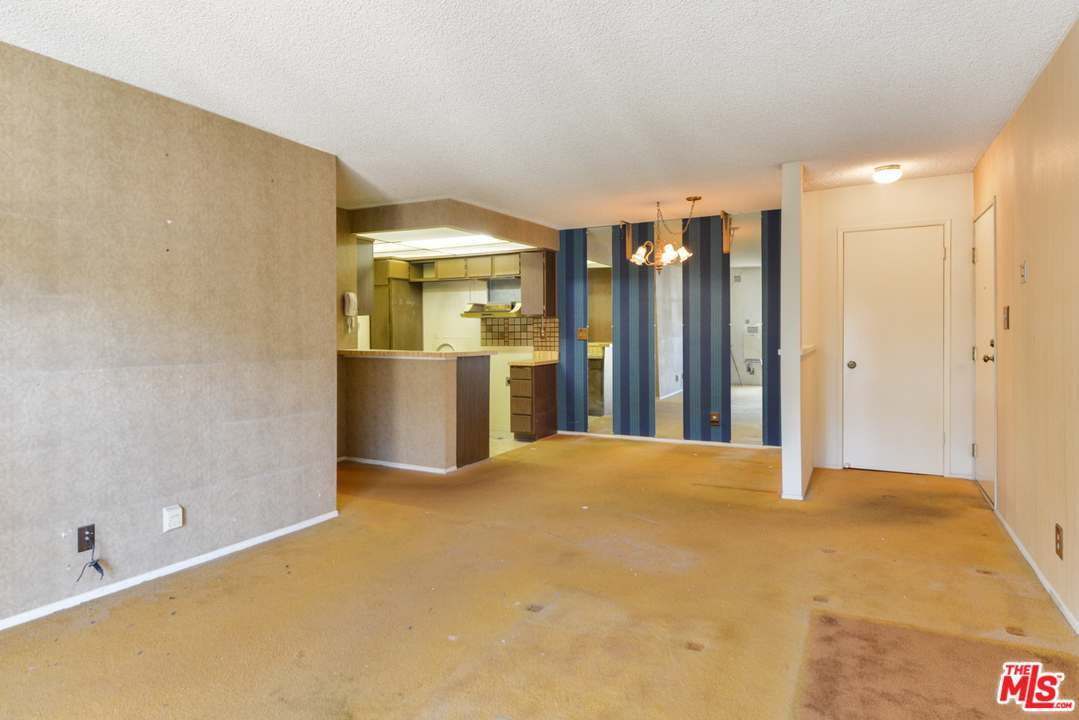 8163 Redlands Street, Unit 1 Playa del Rey, CA 90293 - Photo 8 of 28