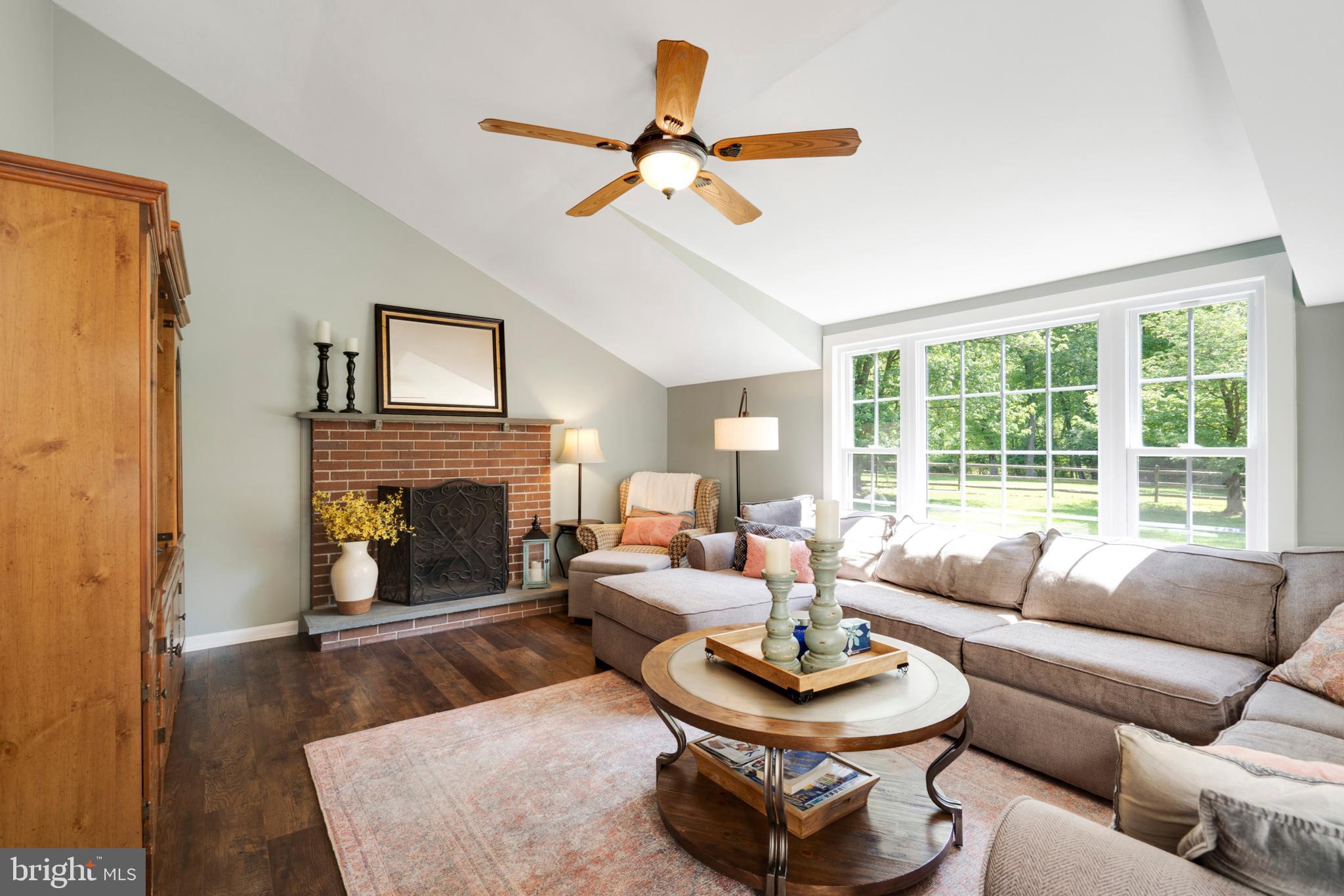 103 Old Oak Tree Road Lansdale, PA 19446 - Photo 19 of 53 Family Room