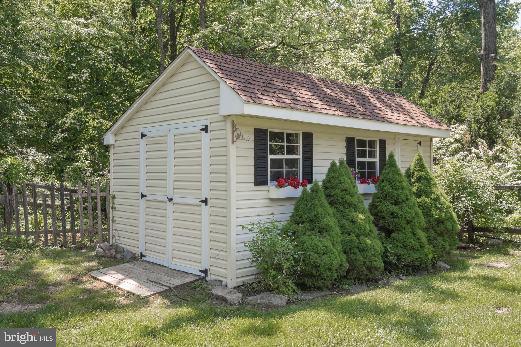 103 Old Oak Tree Road Lansdale, PA 19446 - Photo 45 of 53 Shed