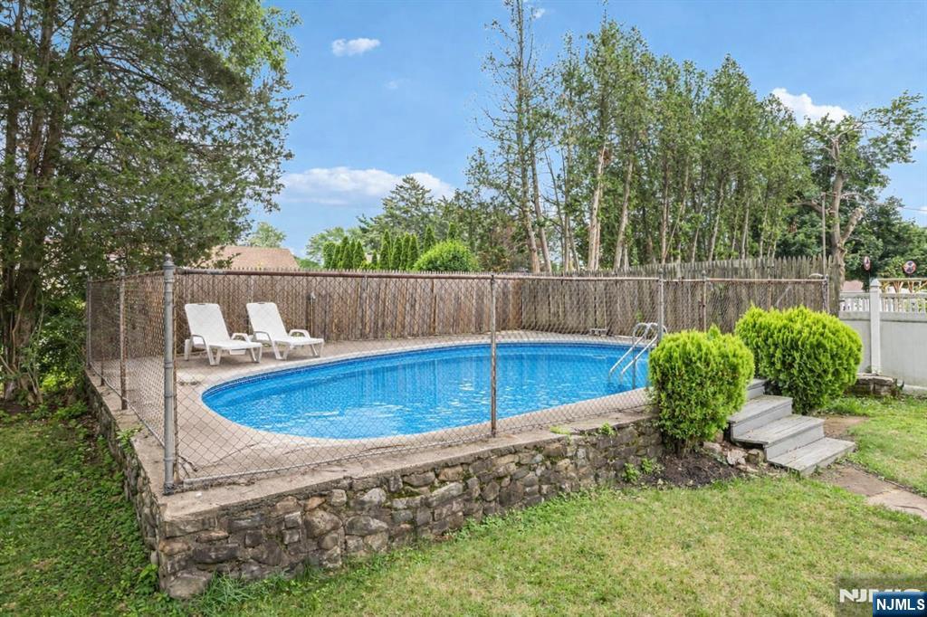 44 Rumana Road Wayne, NJ 07470 - Photo 22 of 27