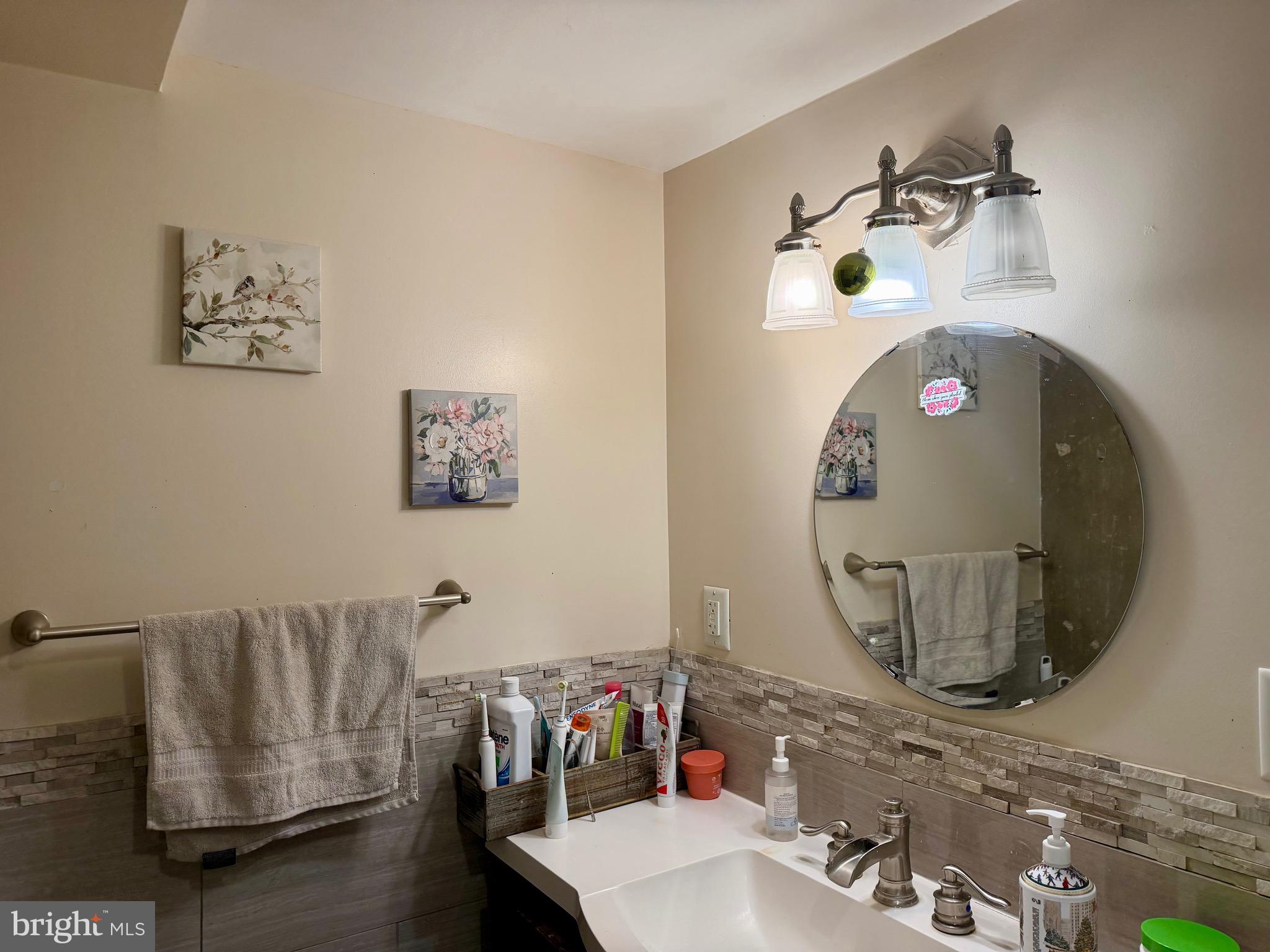 1836 Metzerott Road, Unit 905 Hyattsville, MD 20783 - Photo 8 of 16