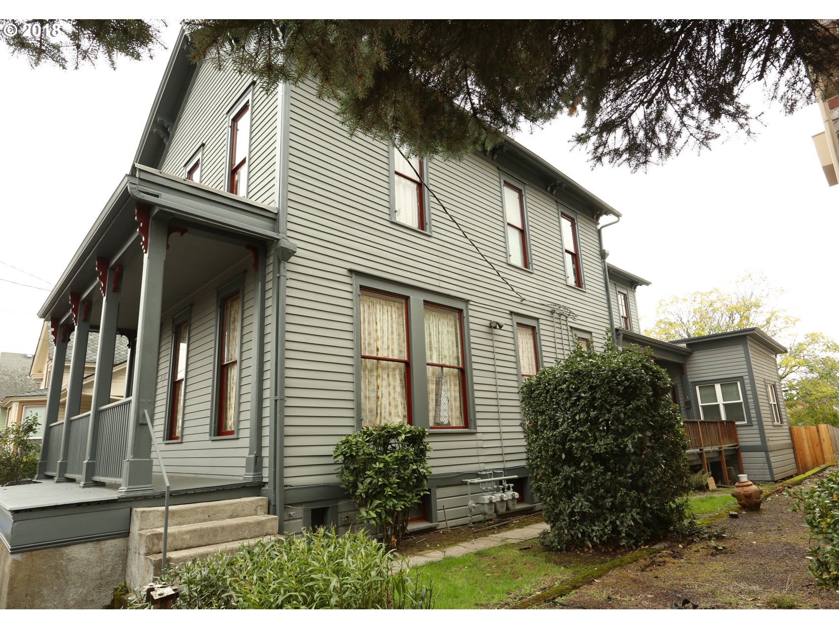 18 Southwest Porter Street Portland, OR 97201 - Photo 2 of 32 Gallery Image 2