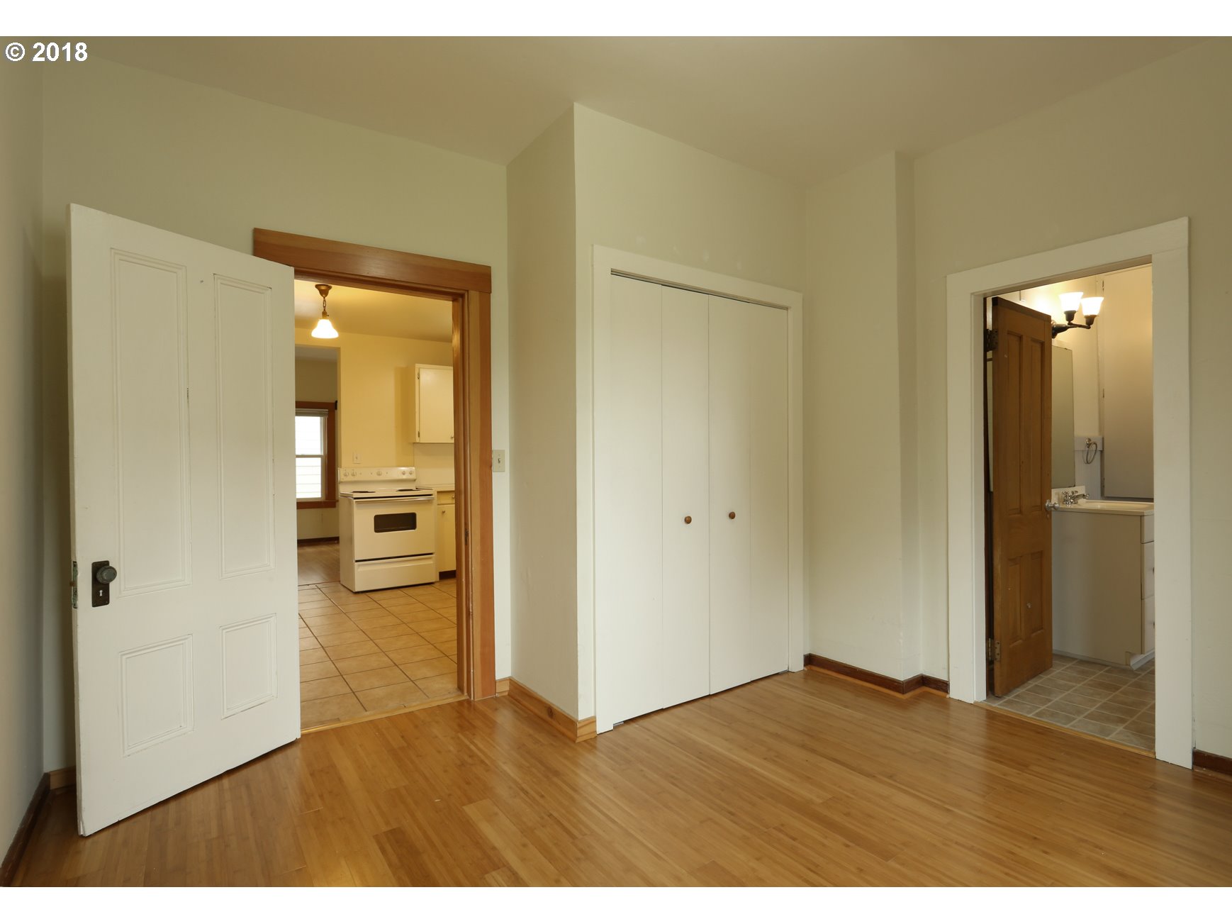 18 Southwest Porter Street Portland, OR 97201 - Photo 13 of 32 Gallery Image 13