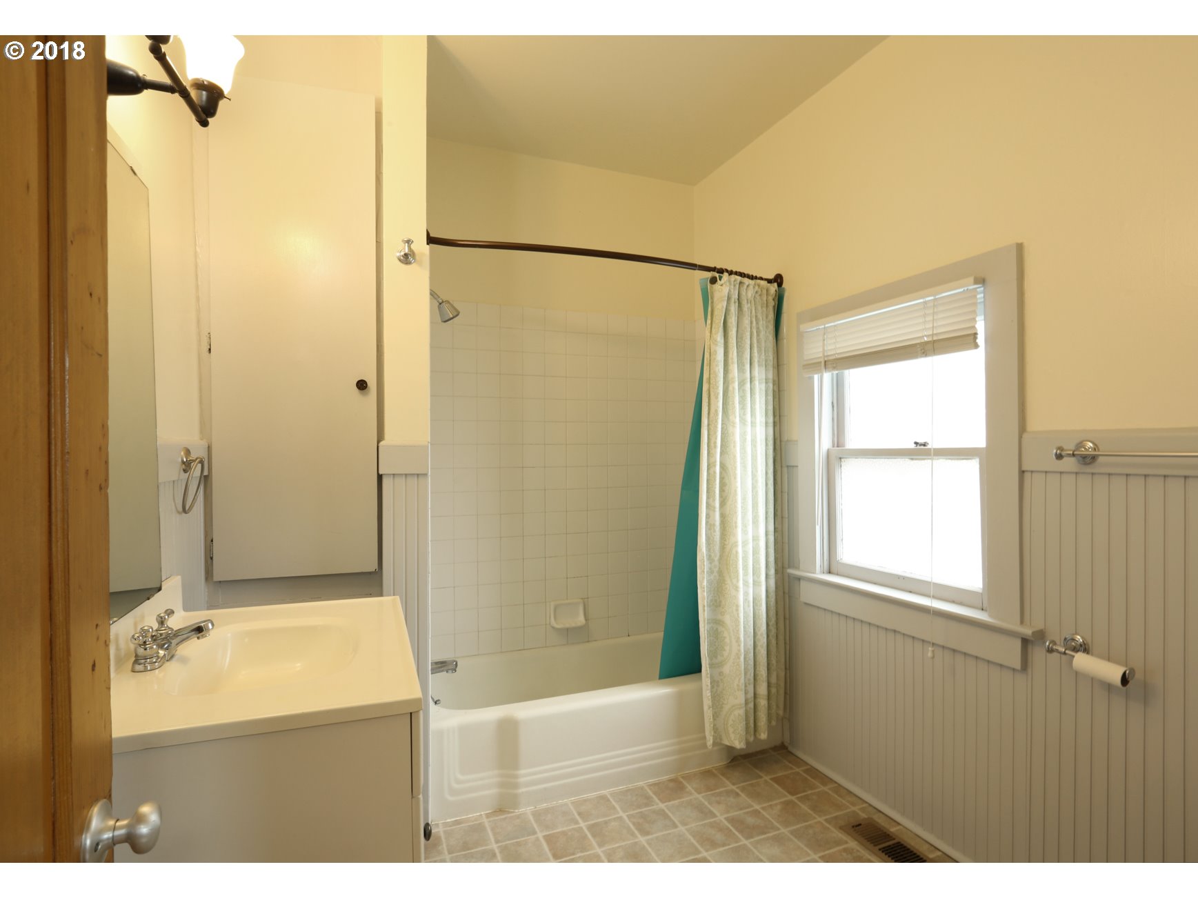 18 Southwest Porter Street Portland, OR 97201 - Photo 14 of 32 Gallery Image 14