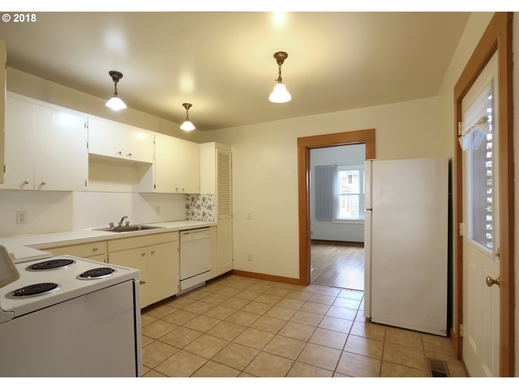18 Southwest Porter Street Portland, OR 97201 - Photo 8 of 32 Gallery Image 8