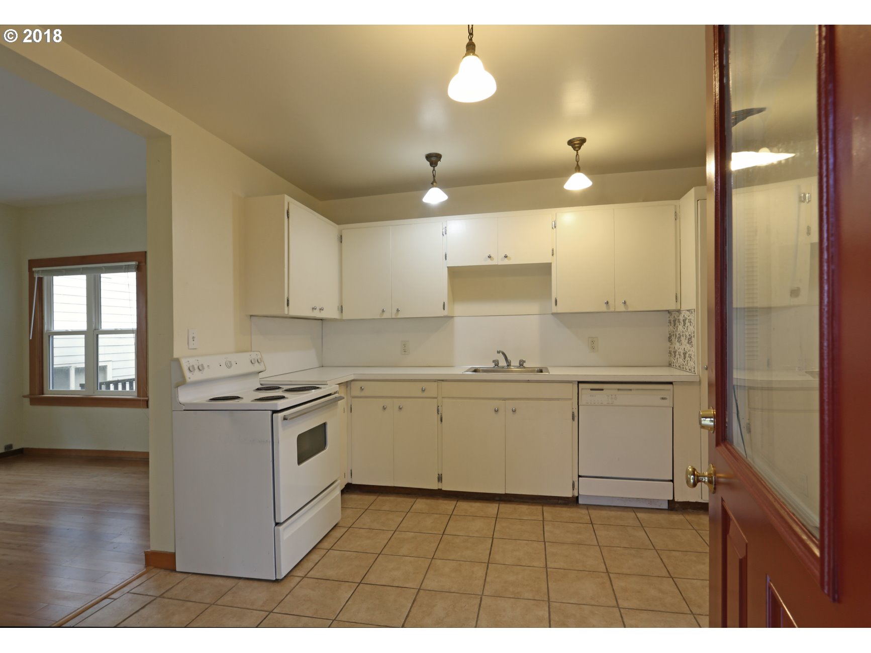 18 Southwest Porter Street Portland, OR 97201 - Photo 9 of 32 Gallery Image 9