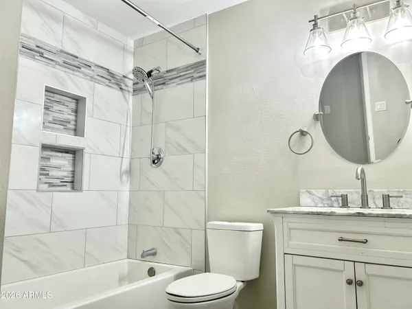 $2,795 | 117 West Del Rio Drive, Tempe, AZ 85282