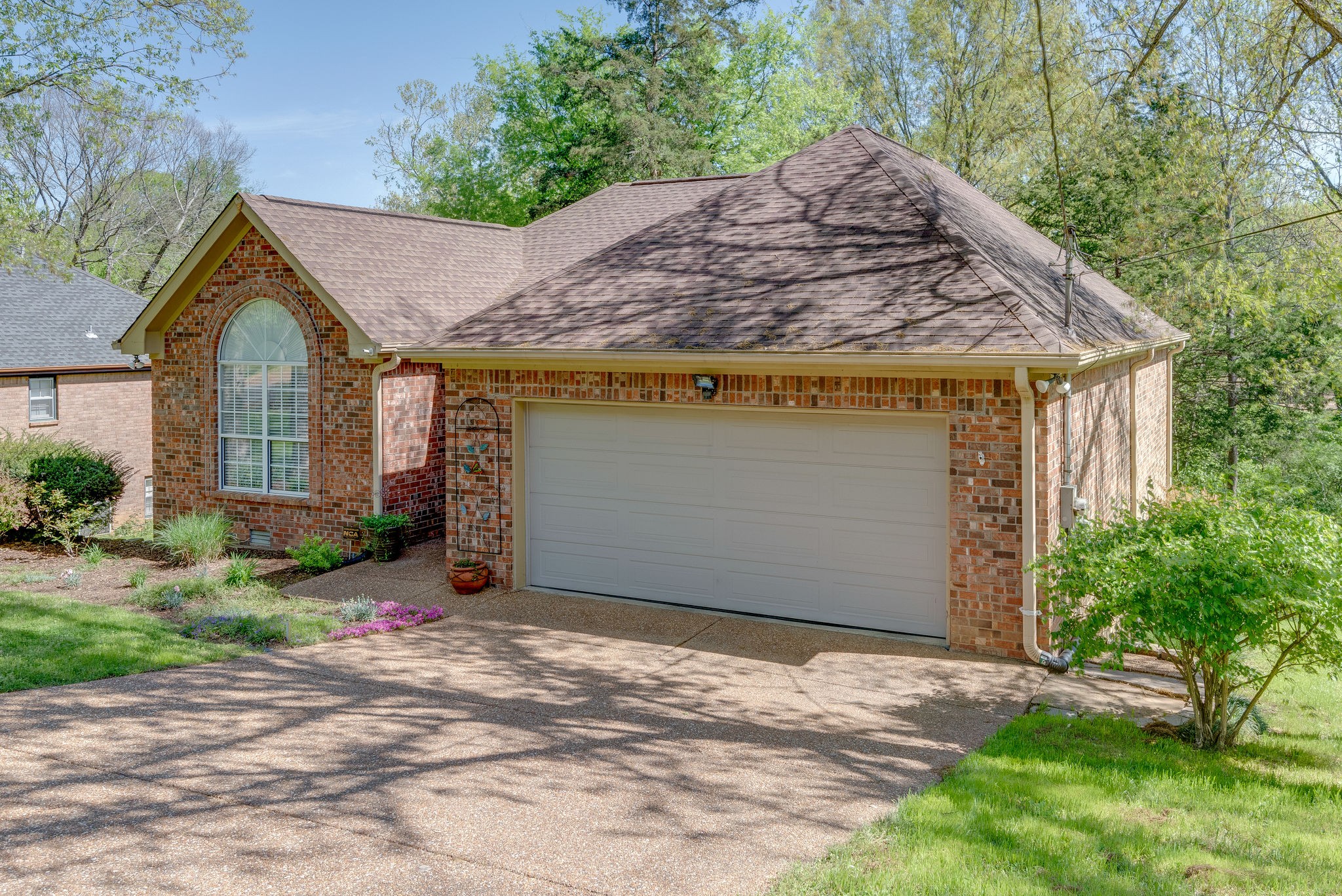 1028 Fitzpatrick Road Nashville, TN 37214 - Photo 3 of 38 Gallery Image 3