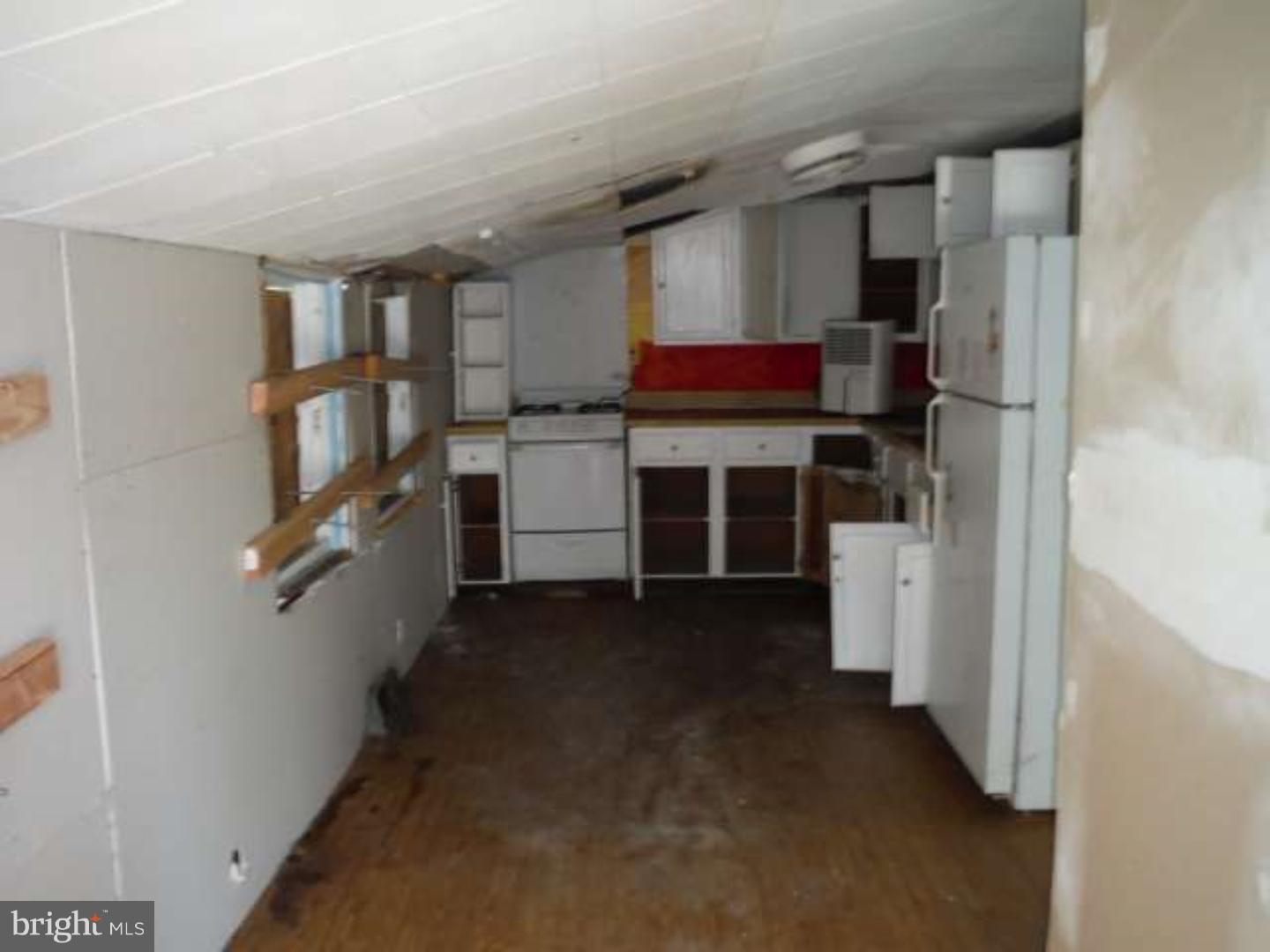 759 Whitehall Road Williamstown, NJ 08094 - Photo 7 of 12 Gallery Image 7