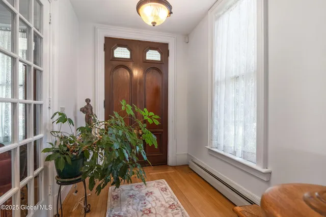 $1,400,000 | 2 Madison Avenue, Saratoga Springs, NY 12866