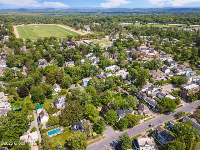 $1,400,000 | 2 Madison Avenue, Saratoga Springs, NY 12866