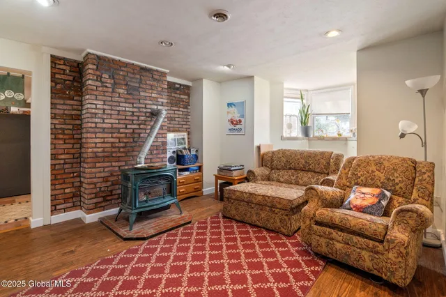 $1,400,000 | 2 Madison Avenue, Saratoga Springs, NY 12866