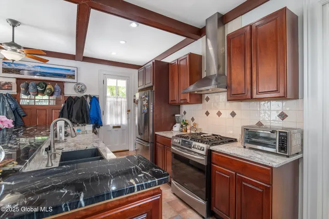 $1,400,000 | 2 Madison Avenue, Saratoga Springs, NY 12866