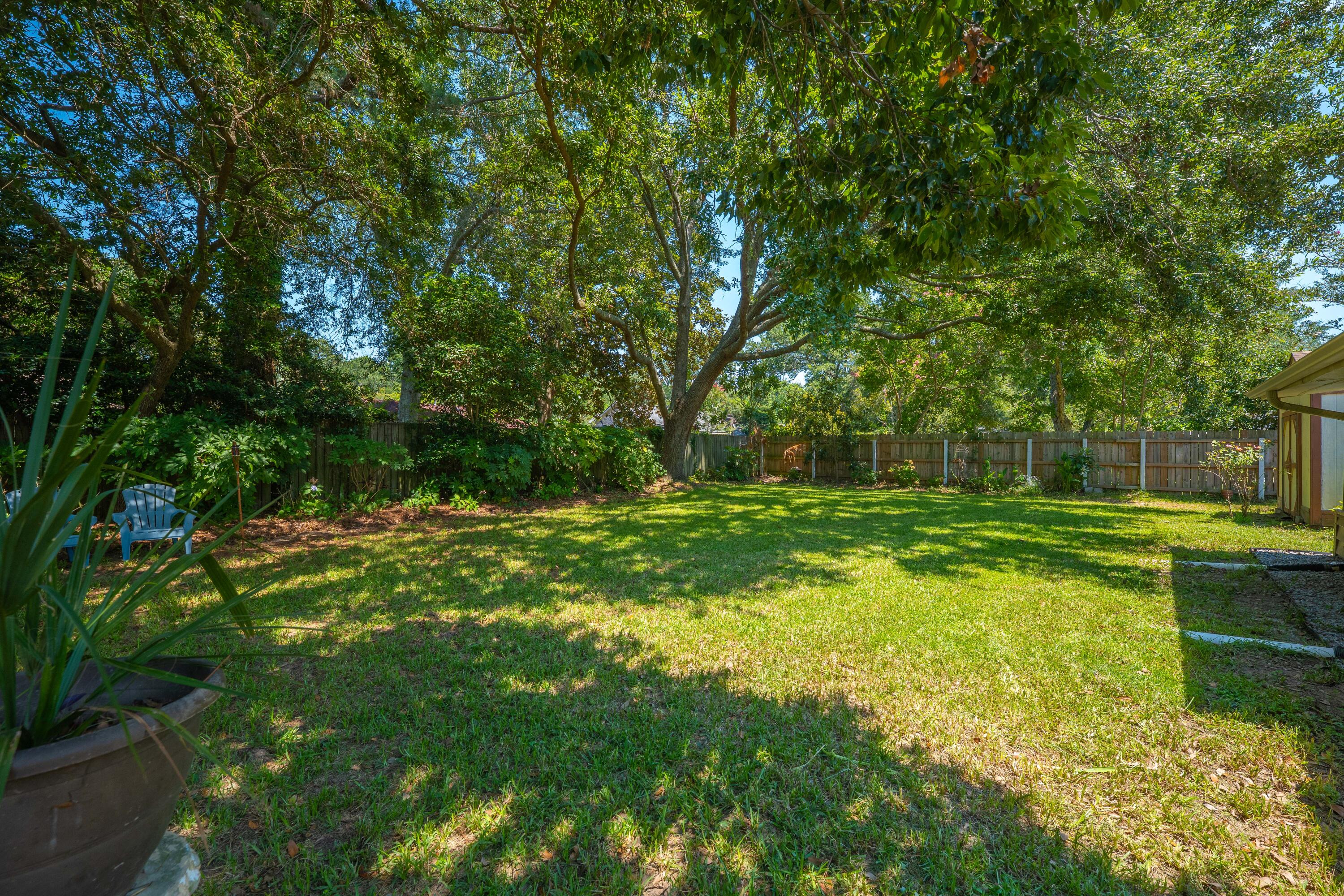 812 Farnham Road Charleston, SC 29412 - Photo 25 of 42 616BD1BB-BA99-4CB9-A885-6B8A872BE103