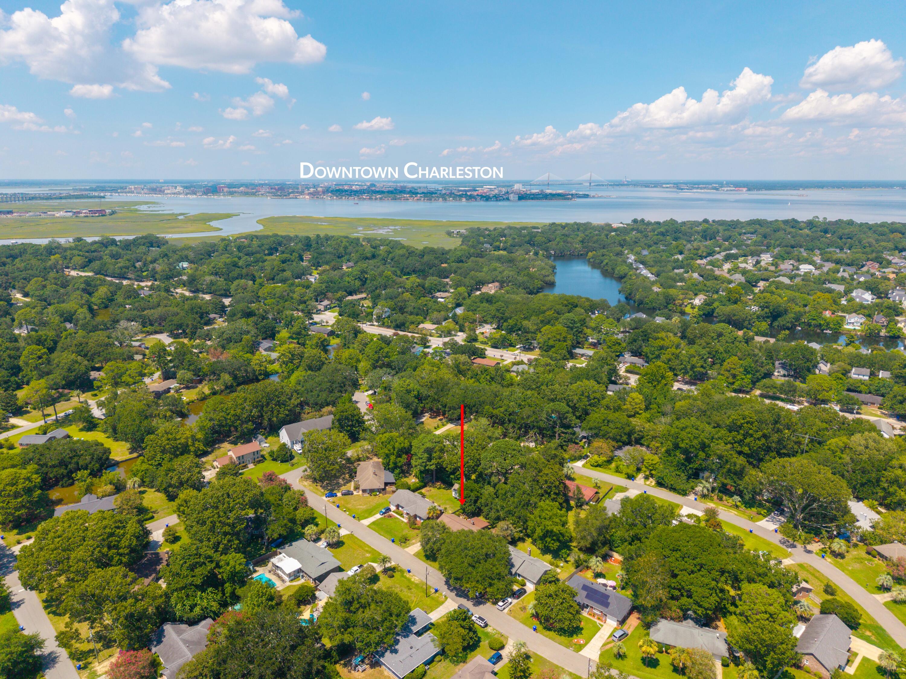 812 Farnham Road Charleston, SC 29412 - Photo 29 of 42 2C86DD8D-AF0E-47EE-B92D-ED8764295C05