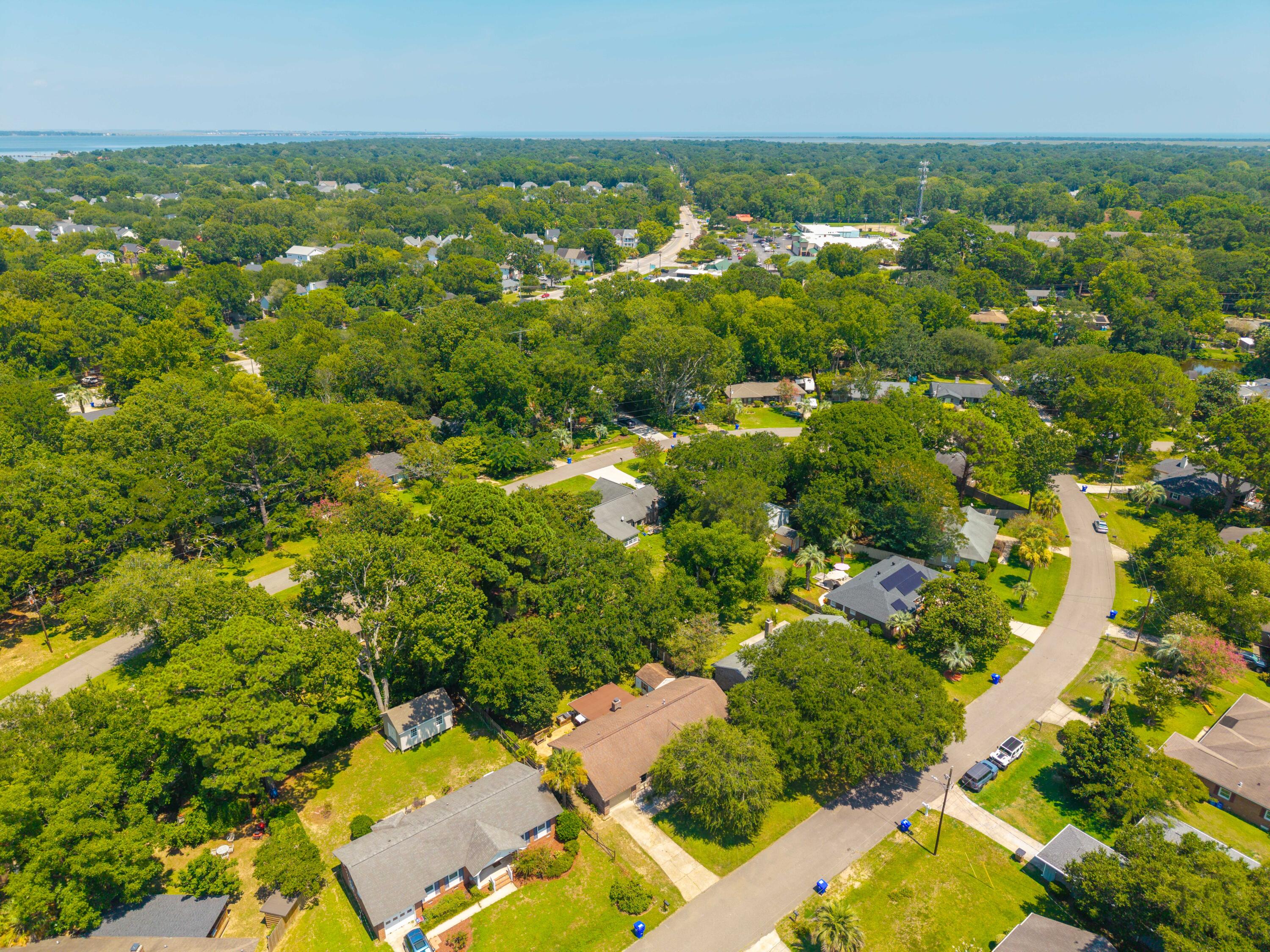 812 Farnham Road Charleston, SC 29412 - Photo 37 of 42 A4767221-29DD-4FFA-8957-1B808D76B9AB