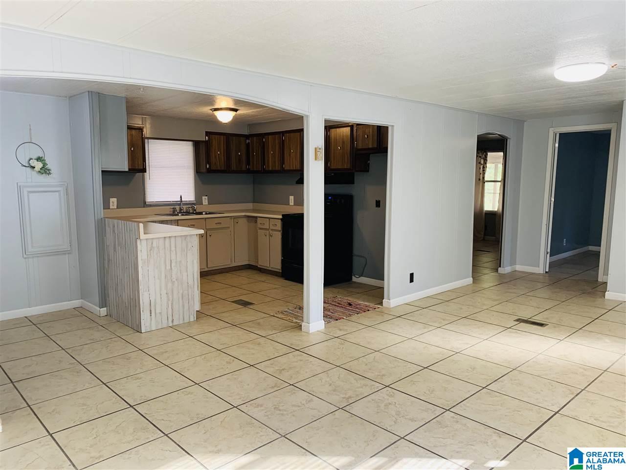 307 East Byrd Road Hartselle, AL 35640 - Photo 3 of 24