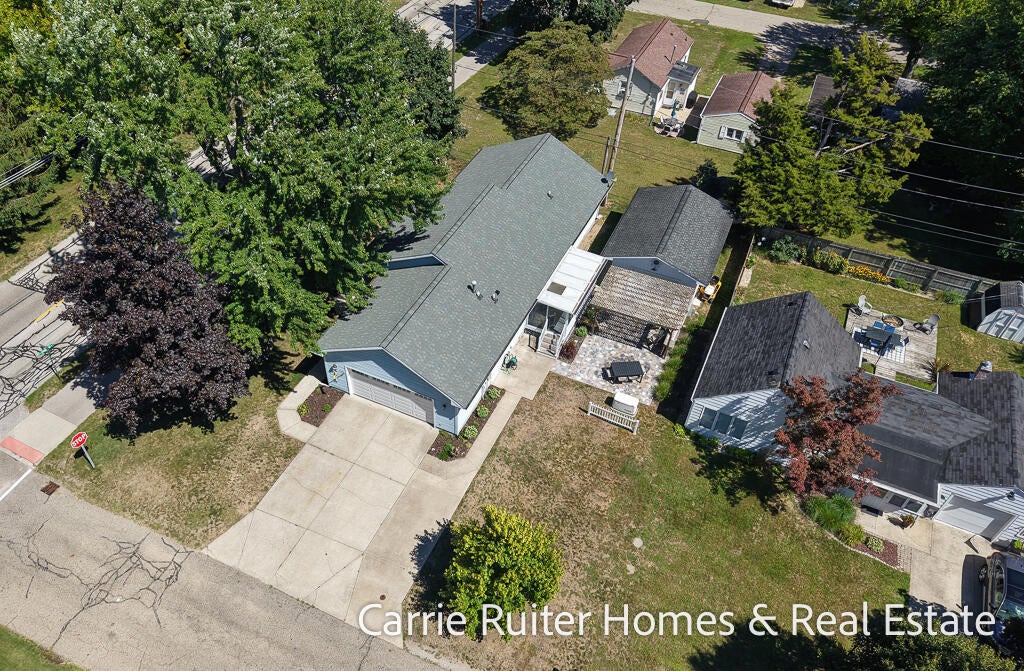 17232 West Spring Lake Road Spring Lake, MI 49456 - Photo 37 of 42 Gallery Image 37