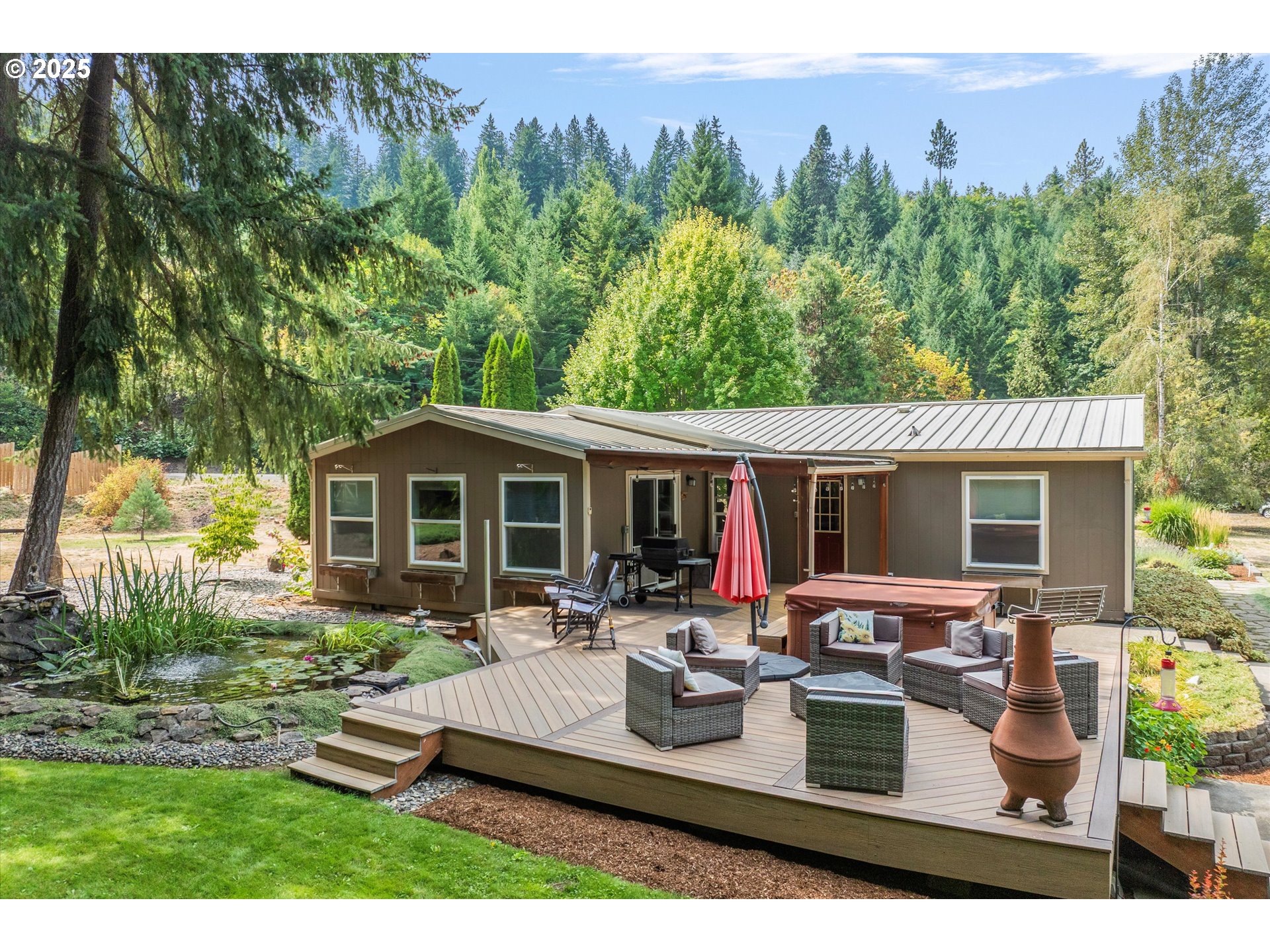 4700 Neal Creek Road Hood River, OR 97031 - Photo 1 of 41 Gallery Image 1