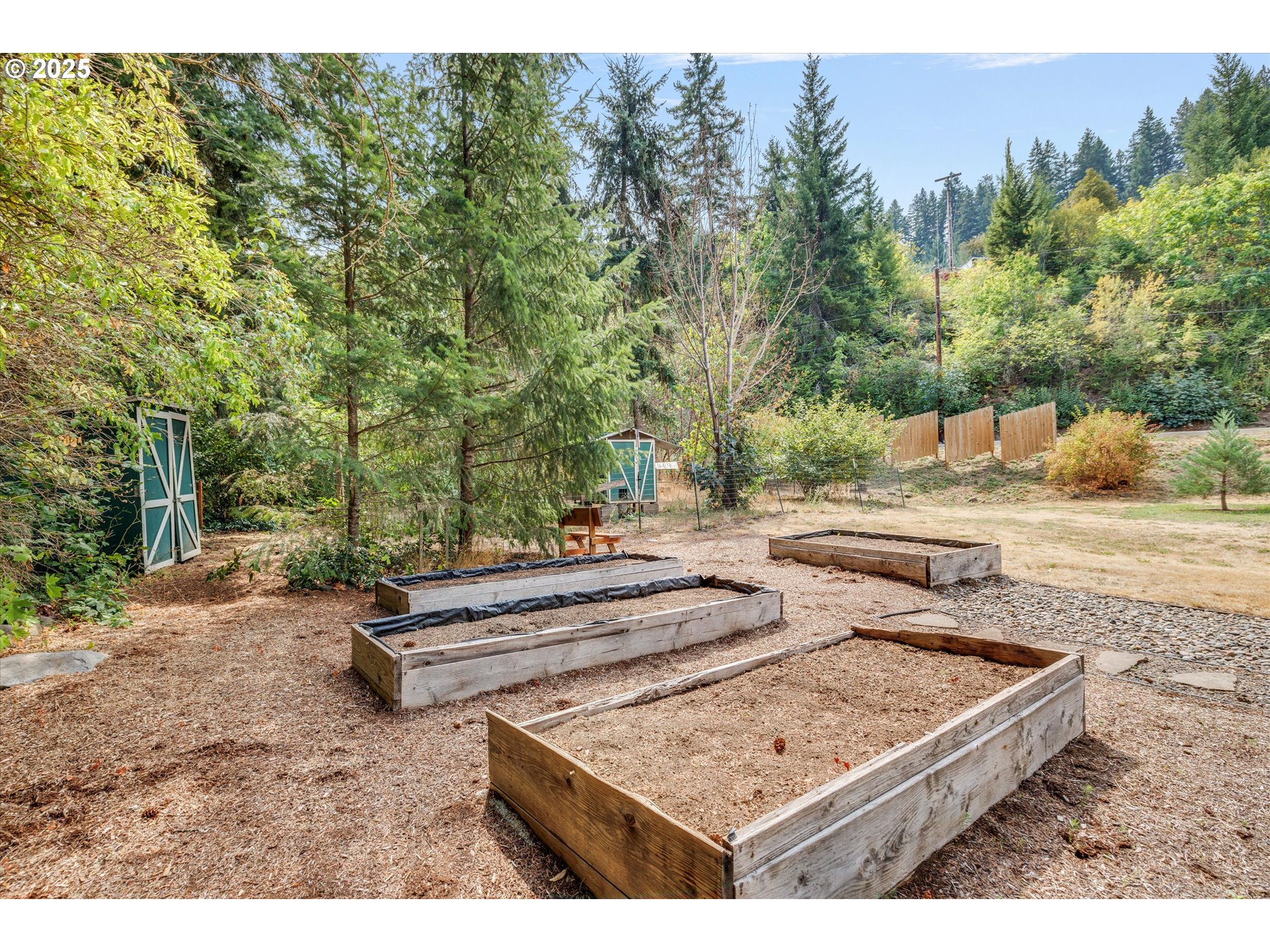 4700 Neal Creek Road Hood River, OR 97031 - Photo 32 of 41 Gallery Image 32