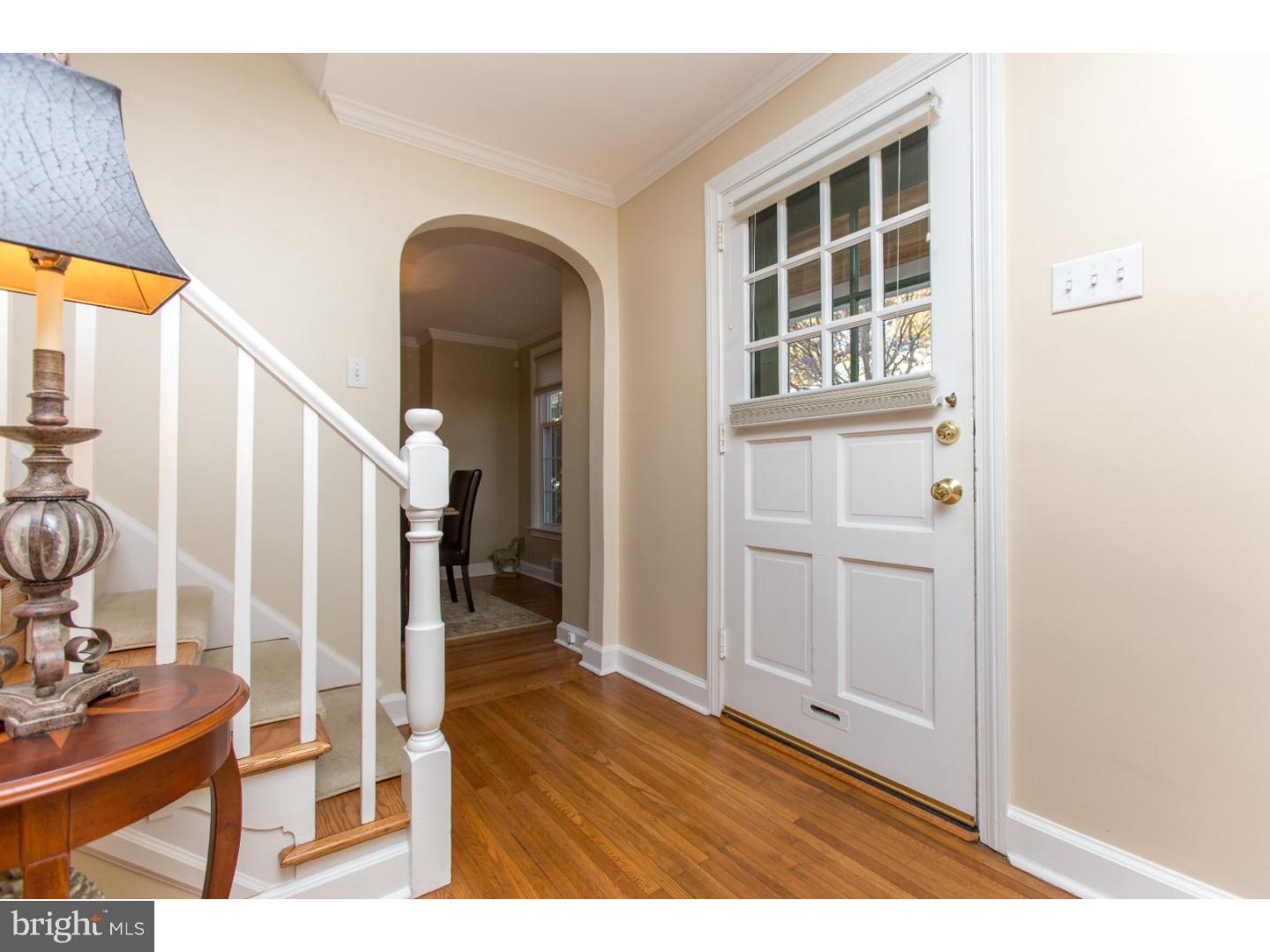 14 Hurst Road Wilmington, DE 19803 - Photo 3 of 21 Foyer