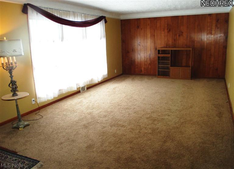 28780 Forest Road Willowick, OH 44095 - Photo 1 of 5