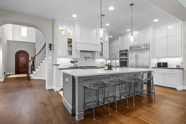 $750,000 | 11459 Misty Ridge Drive, Flower Mound, TX 76262