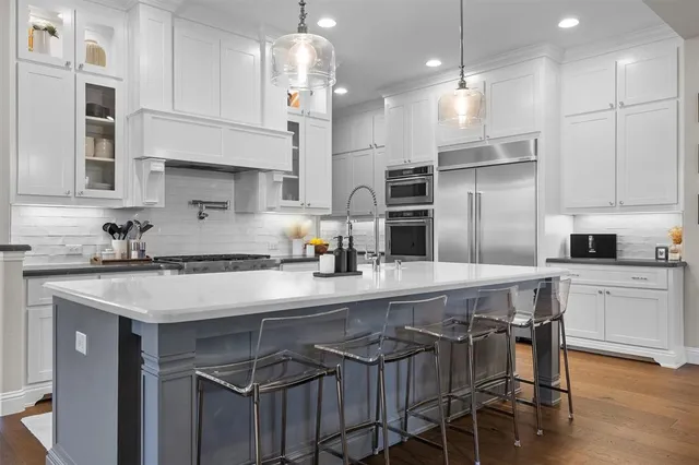 $750,000 | 11459 Misty Ridge Drive, Flower Mound, TX 76262