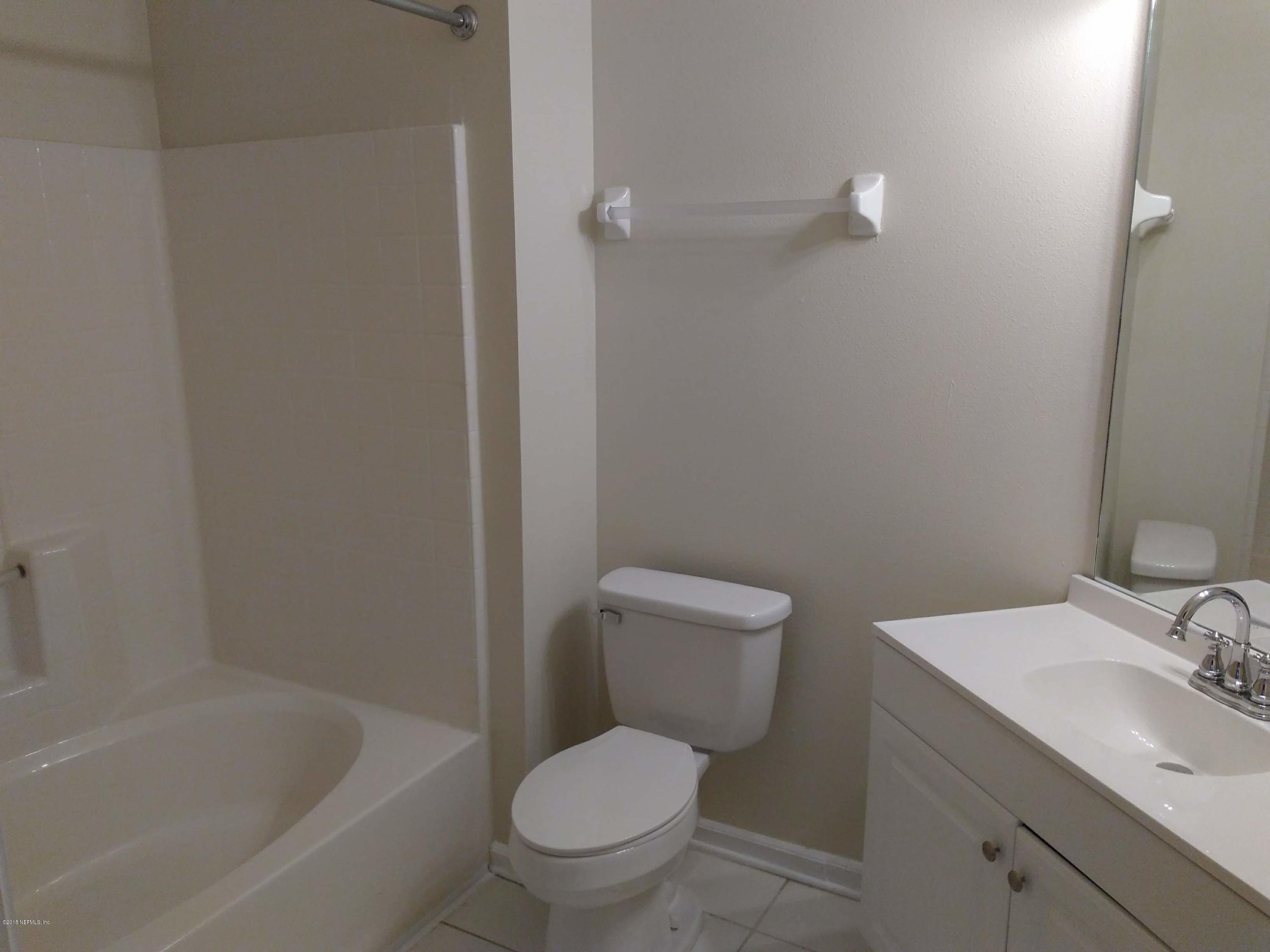 10550 Baymeadows Road, Unit 125 Jacksonville, FL 32256 - Photo 8 of 22 Private Bath