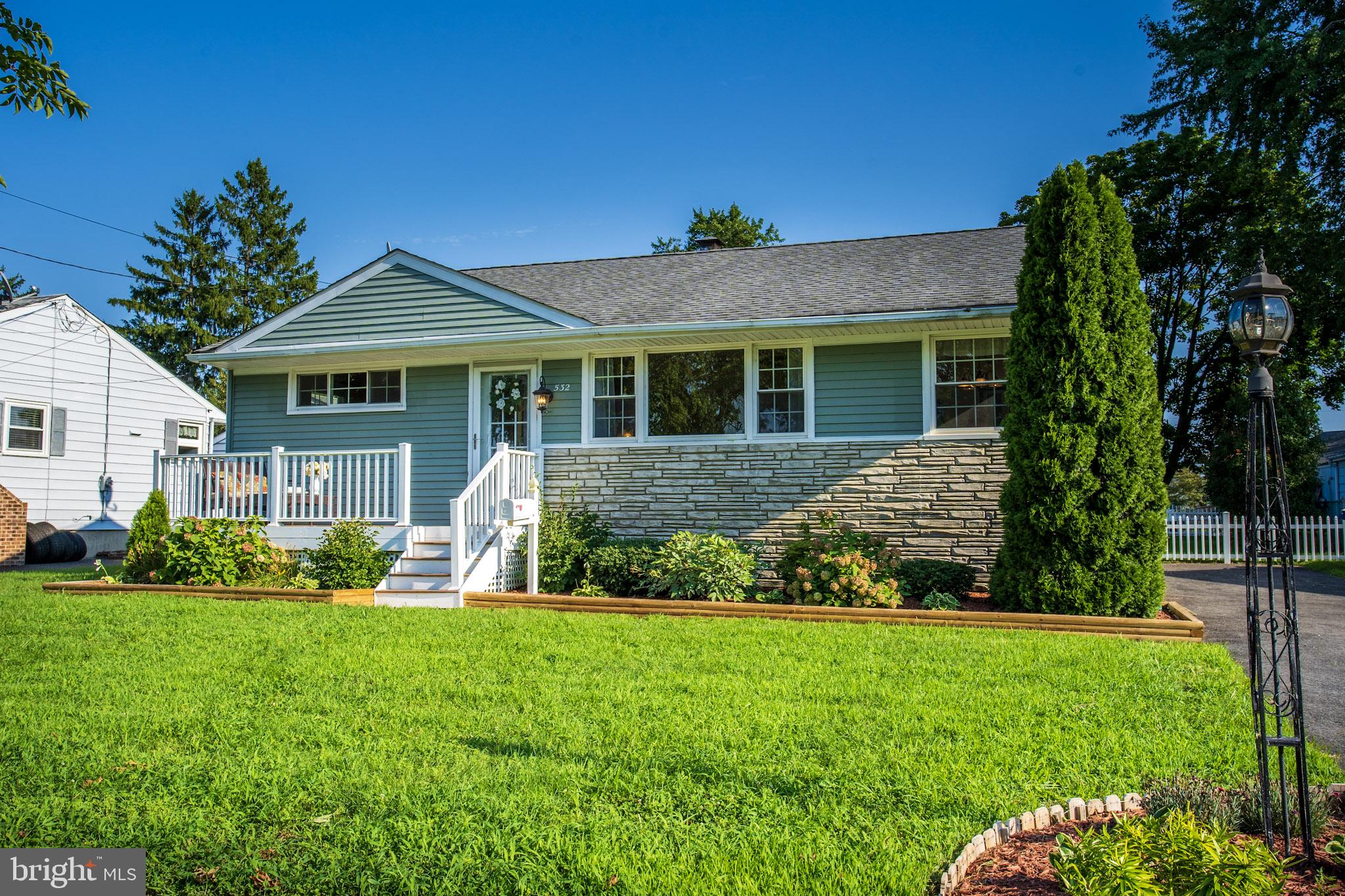 532 River Drive Riverside, NJ 08075 - Photo 2 of 26