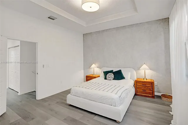 $745,000 | 650 Northeast 193rd Terrace, Miami, FL 33179