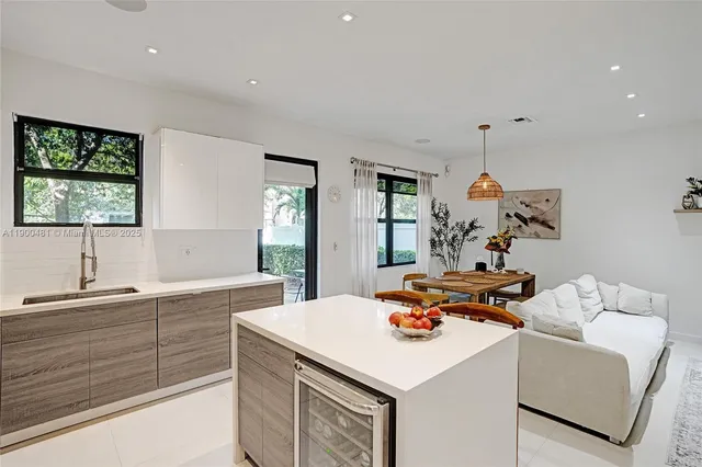 $745,000 | 650 Northeast 193rd Terrace, Miami, FL 33179