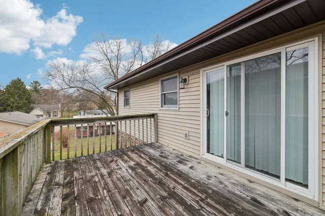 $445,000 | 105-107 West Garfield Street, Mount Horeb, WI 53572