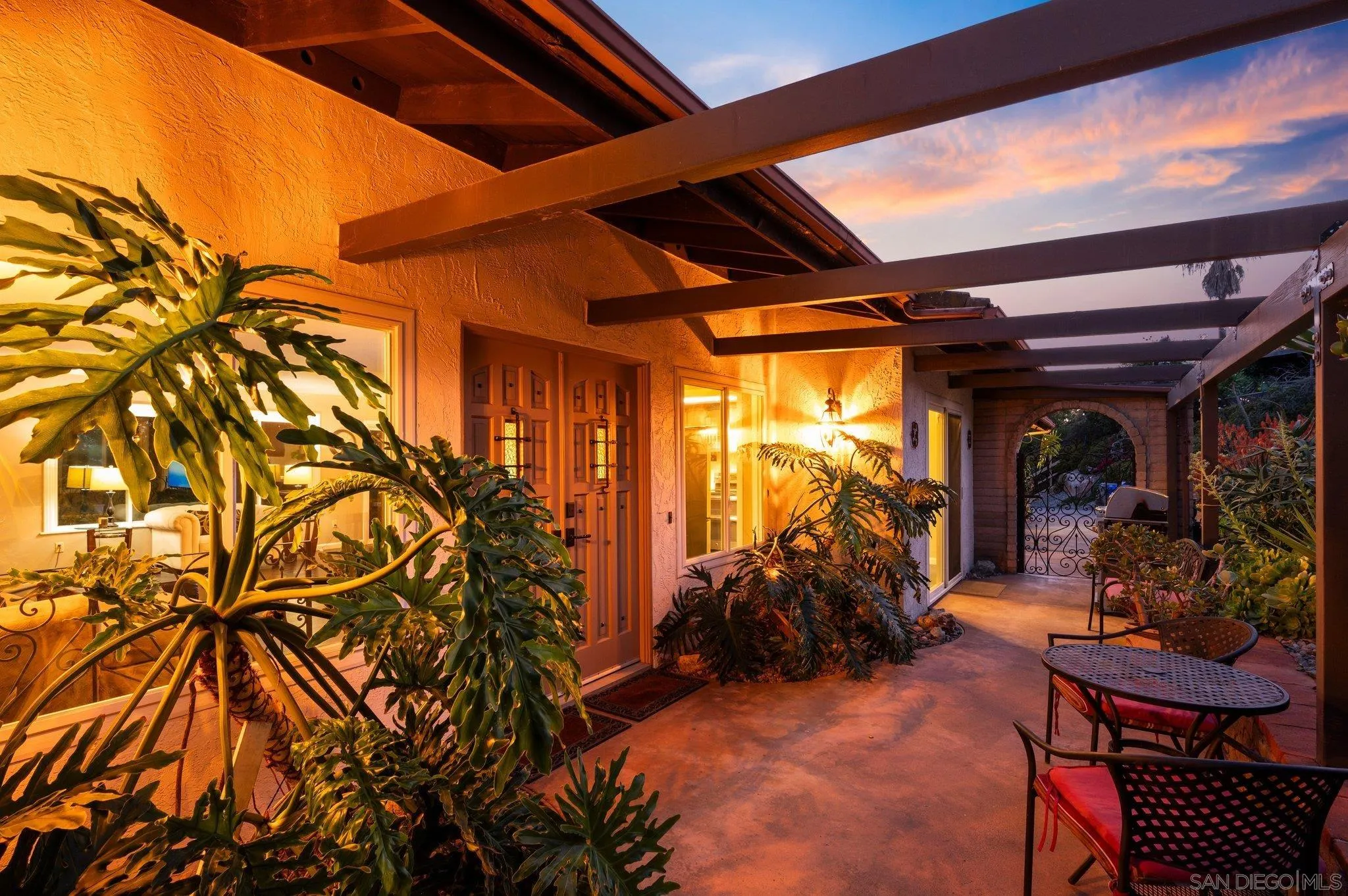 a view of outdoor space