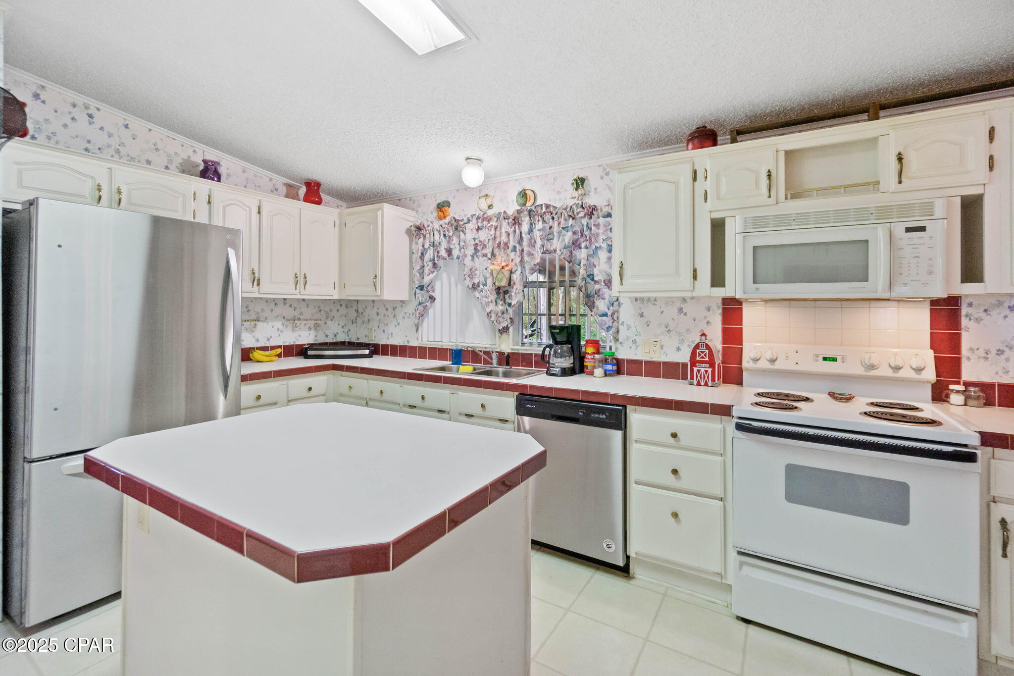 1416 Walker Road Graceville, FL 32440 - Photo 13 of 51